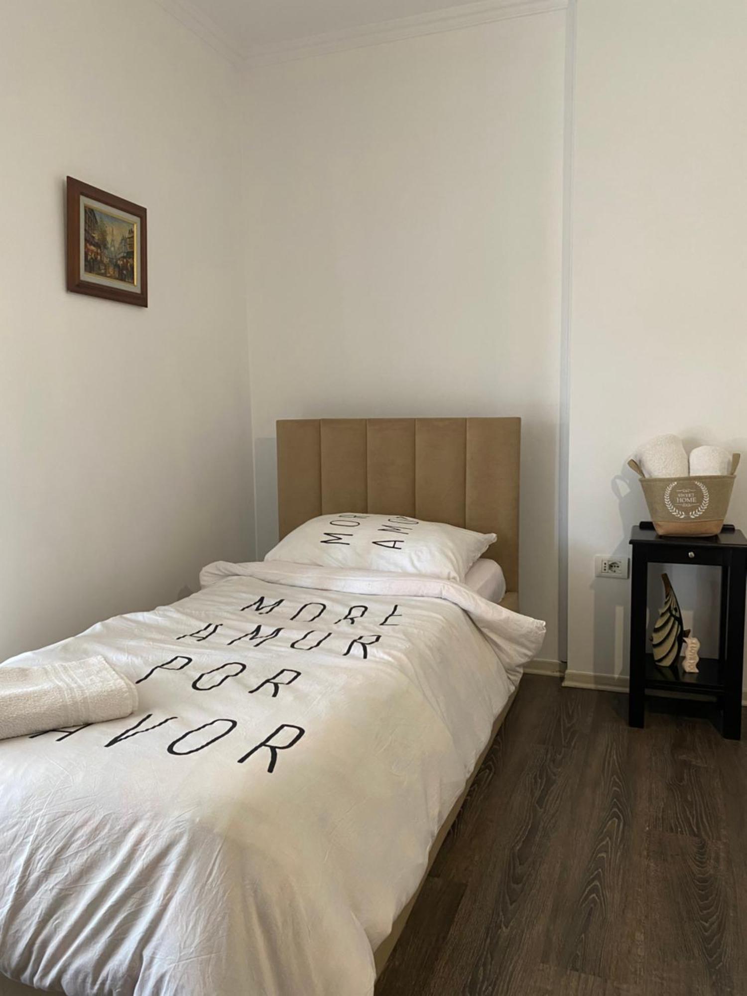 Main Apartment Tirana Bagian luar foto